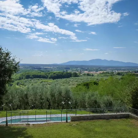 With Swimming Pool In Vinci Hills Daire